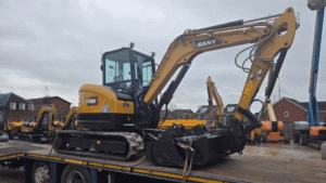 DASCO invests in groundworks division with new 5 tonne excavator
